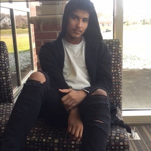 Meet your Posher, Anthony